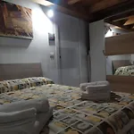 Bhh Private Garden Reserved Parking -wwwbolognaholidayhomecom- House Garden Parking Διαμέρισμα Μπολόνια