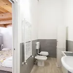 Bhh Private Garden Reserved Parking -wwwbolognaholidayhomecom- House Garden Parking * Μπολόνια
