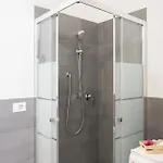 Bhh Private Garden Reserved Parking -wwwbolognaholidayhomecom- House Garden Parking * Μπολόνια