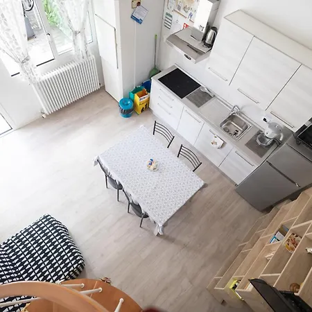 Bhh Private Garden Reserved Parking -wwwbolognaholidayhomecom- House Garden Parking *
