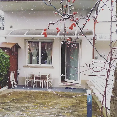Bhh Private Garden Reserved Parking -wwwbolognaholidayhomecom- House Garden Parking * Bologna