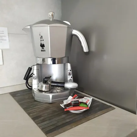 - Bhh Signorini Apartment Bologna