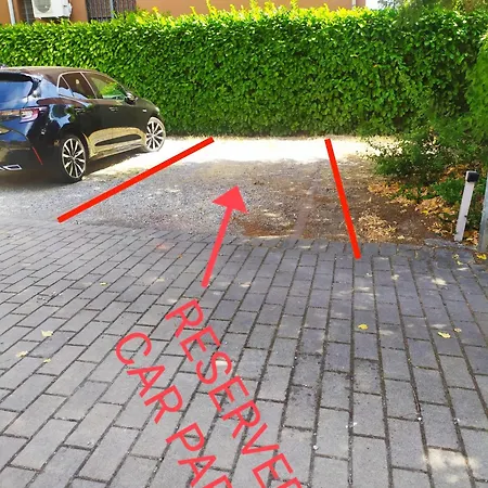 Bhh Appartamento Signorini Bologna -Wwwbolognaholidayhomecom- Parcheggio Riservato E Giardino - Holiday House Bologna Garden Parking * Bologna