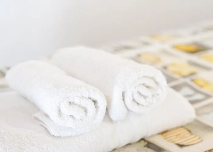 Bhh Appartamento Signorini Bologna -Wwwbolognaholidayhomecom- Holiday House Signorini Bologna Garden Parking - Parcheggio Riservato E Giardino Privato - *