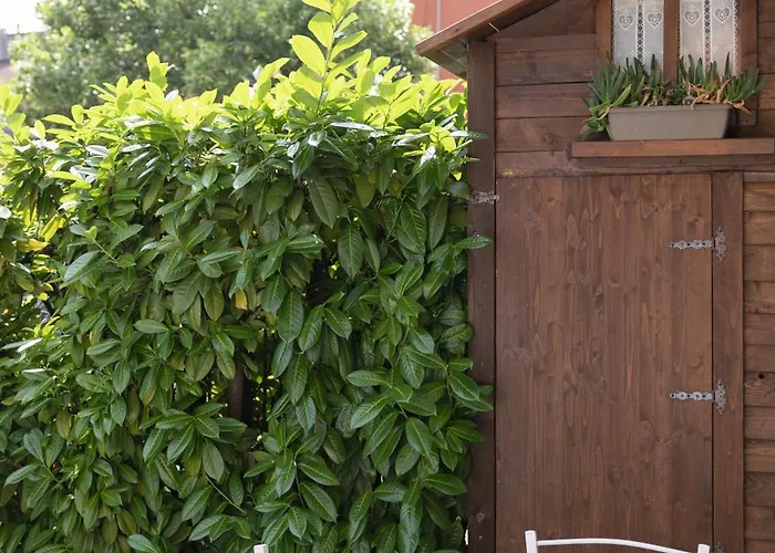 Bhh Signorini -wwwbolognaholidayhomecom- Parcheggio Riservato E Giardino - House Garden Parking Daire Bolonya