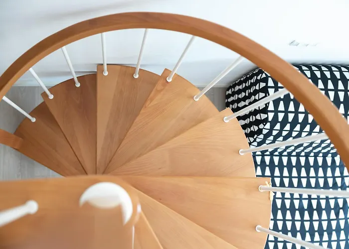 Bhh Signorini -wwwbolognaholidayhomecom- Parcheggio Riservato E Giardino - House Garden Parking