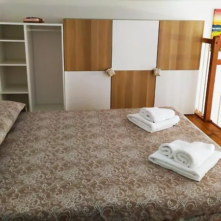 Διαμέρισμα Bhh Appartamento Signorini - Www Bologna Holiday Home - Giardino Privato Parcheggio Riservato -Holiday House Bologna Garden Free Parking *