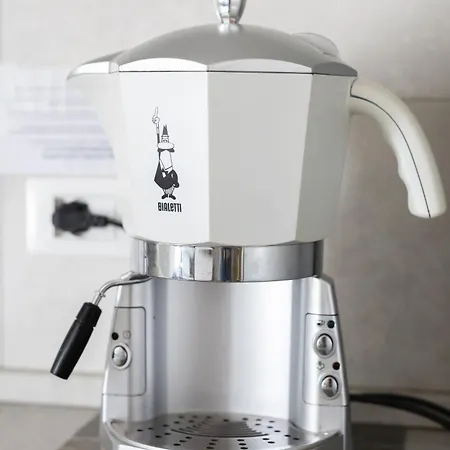 Διαμέρισμα Bhh Appartamento Signorini - Www Bologna Holiday Home - Giardino Privato Parcheggio Riservato -Holiday House Bologna Garden Free Parking *